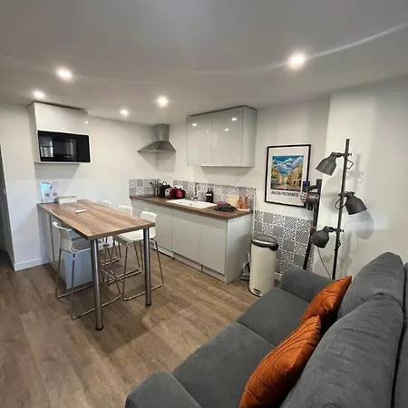 Apartment L'amandier - Joli T3 Neuf Centre A 2 Pas De La Rotonde Mirabeau Et Des Allees Provencales *